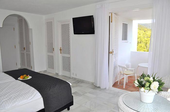 Hotel Village Cala Vadella  Bilik gambar