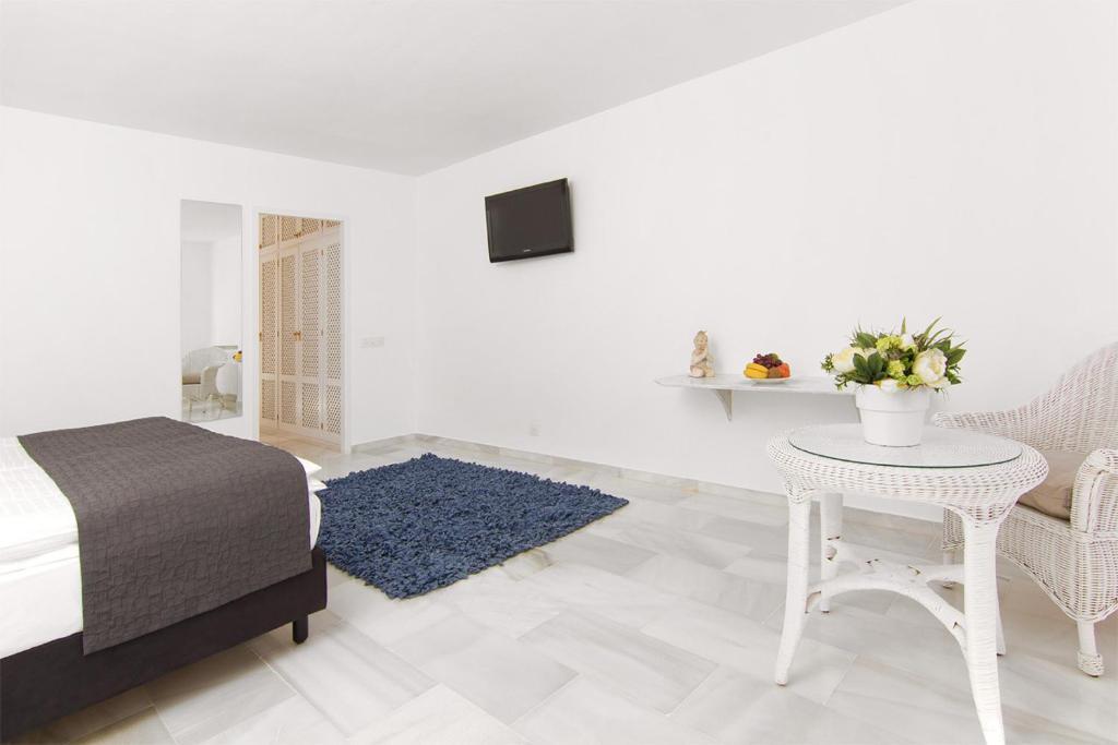 Hotel Village Cala Vadella  Bilik gambar